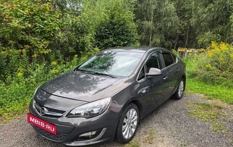 Opel Astra J, 2013 год, 650 000 рублей, 16 фотография