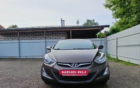 Hyundai Elantra V, 2015 год, 1 100 000 рублей, 2 фотография