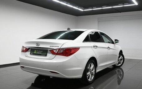 Hyundai Sonata VI, 2010 год, 925 000 рублей, 2 фотография