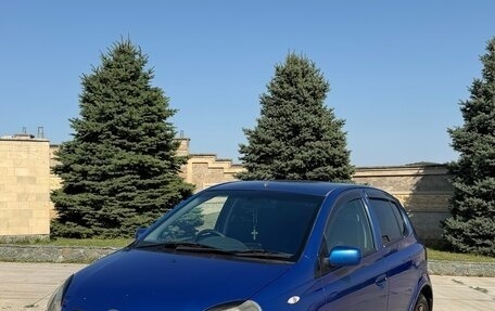 Toyota Vitz, 2000 год, 500 000 рублей, 4 фотография