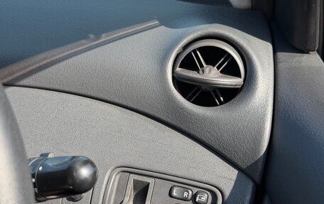 Toyota Vitz, 2000 год, 500 000 рублей, 31 фотография