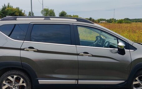 Mitsubishi Xpander, 2023 год, 2 400 000 рублей, 13 фотография