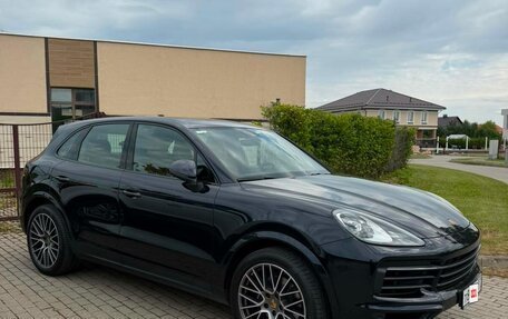 Porsche Cayenne III, 2022 год, 9 999 000 рублей, 2 фотография