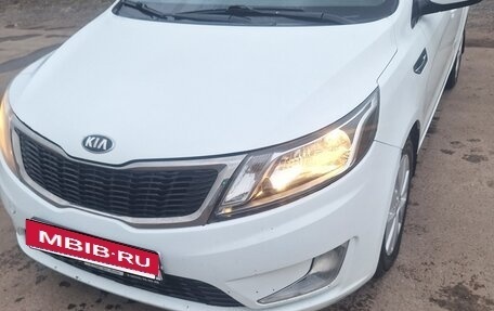 KIA Rio III рестайлинг, 2013 год, 850 000 рублей, 6 фотография