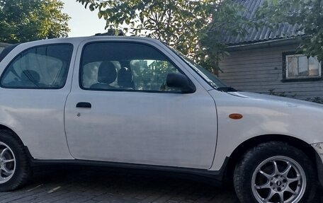 Nissan Micra II, 2001 год, 275 000 рублей, 2 фотография