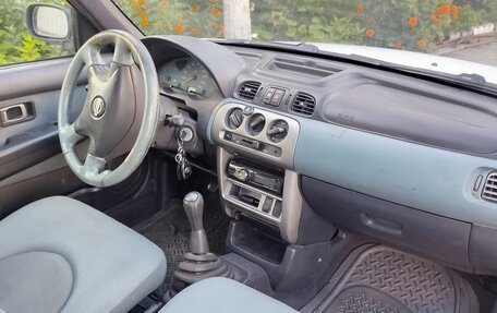 Nissan Micra II, 2001 год, 275 000 рублей, 5 фотография