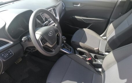 Hyundai Solaris II рестайлинг, 2022 год, 1 600 000 рублей, 6 фотография