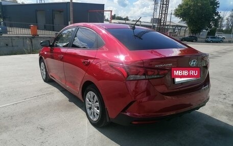 Hyundai Solaris II рестайлинг, 2022 год, 1 600 000 рублей, 4 фотография