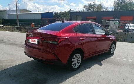 Hyundai Solaris II рестайлинг, 2022 год, 1 600 000 рублей, 3 фотография