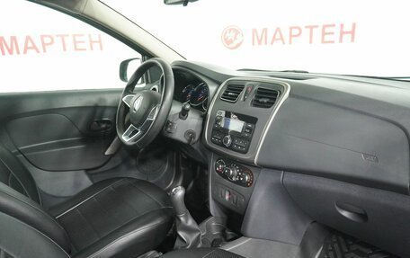 Renault Logan II, 2019 год, 1 220 000 рублей, 10 фотография
