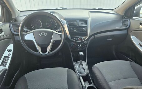 Hyundai Solaris II рестайлинг, 2011 год, 925 000 рублей, 12 фотография