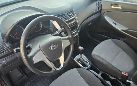 Hyundai Solaris II рестайлинг, 2011 год, 925 000 рублей, 13 фотография