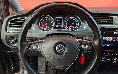Volkswagen Golf VII, 2018 год, 1 749 000 рублей, 11 фотография