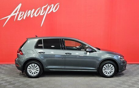 Volkswagen Golf VII, 2018 год, 1 749 000 рублей, 6 фотография