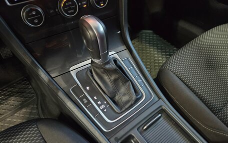 Volkswagen Golf VII, 2018 год, 1 749 000 рублей, 16 фотография