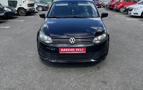 Volkswagen Polo VI (EU Market), 2015 год, 650 000 рублей, 1 фотография