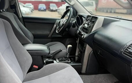 Toyota Land Cruiser Prado 150 рестайлинг 2, 2011 год, 2 250 000 рублей, 17 фотография