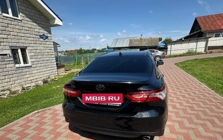 Toyota Camry, 2019 год, 2 350 000 рублей, 5 фотография