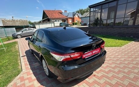 Toyota Camry, 2019 год, 2 350 000 рублей, 6 фотография