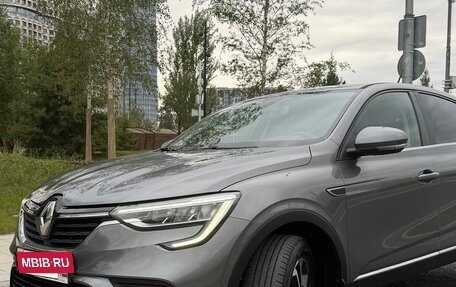 Renault Arkana I, 2020 год, 1 800 000 рублей, 12 фотография