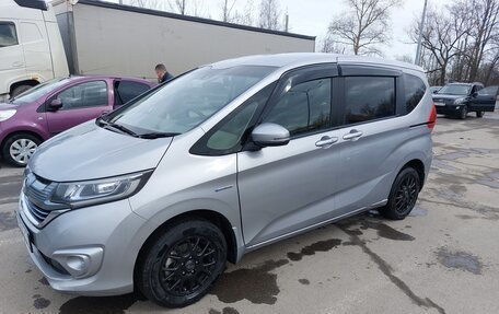 Honda Freed II, 2017 год, 1 320 000 рублей, 3 фотография