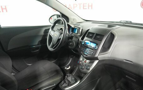 Chevrolet Aveo III, 2014 год, 800 000 рублей, 10 фотография