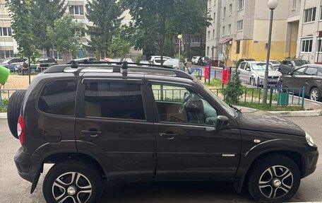 Chevrolet Niva I рестайлинг, 2014 год, 650 000 рублей, 4 фотография