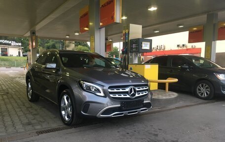 Mercedes-Benz GLA, 2018 год, 1 800 000 рублей, 1 фотография