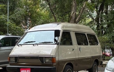 Toyota Town Ace I, 1982 год, 650 000 рублей, 1 фотография