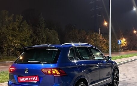 Volkswagen Tiguan II, 2018 год, 2 850 000 рублей, 2 фотография