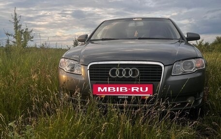 Audi A4, 2005 год, 650 000 рублей, 10 фотография
