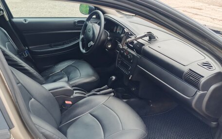 Dodge Stratus II, 2003 год, 230 000 рублей, 11 фотография