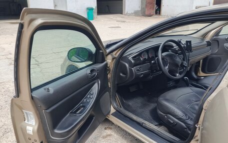 Dodge Stratus II, 2003 год, 230 000 рублей, 9 фотография