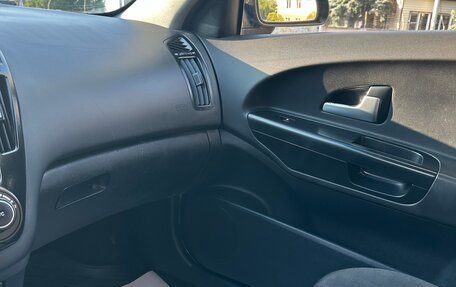 KIA cee'd I рестайлинг, 2009 год, 530 000 рублей, 24 фотография