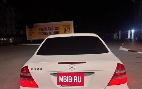 Mercedes-Benz E-Класс, 2004 год, 720 000 рублей, 4 фотография
