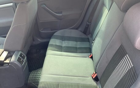 Volkswagen Golf V, 2007 год, 350 000 рублей, 24 фотография