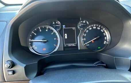 Toyota Land Cruiser Prado 150 рестайлинг 2, 2015 год, 6 000 000 рублей, 10 фотография