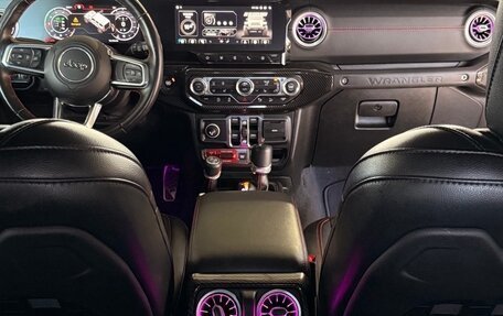Jeep Wrangler, 2019 год, 5 300 000 рублей, 17 фотография