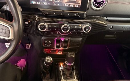 Jeep Wrangler, 2019 год, 5 300 000 рублей, 9 фотография
