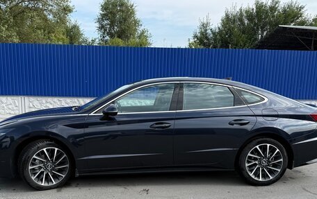 Hyundai Sonata VIII, 2022 год, 3 000 000 рублей, 2 фотография