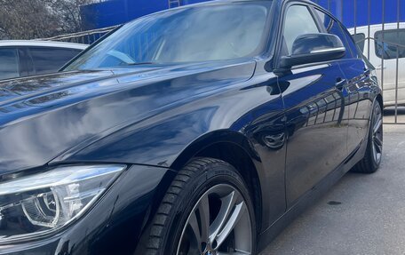 BMW 3 серия, 2018 год, 2 430 000 рублей, 4 фотография