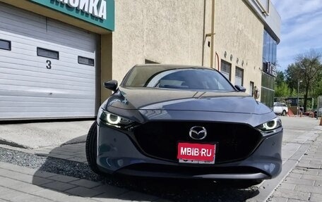 Mazda 3, 2020 год, 999 999 рублей, 1 фотография