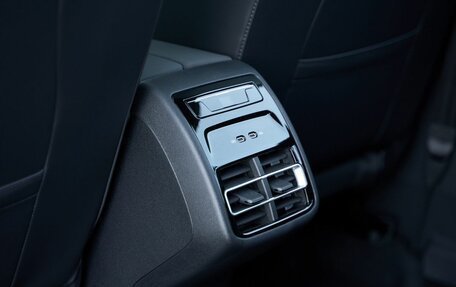 Volkswagen Tiguan, 2026 год, 5 099 900 рублей, 15 фотография