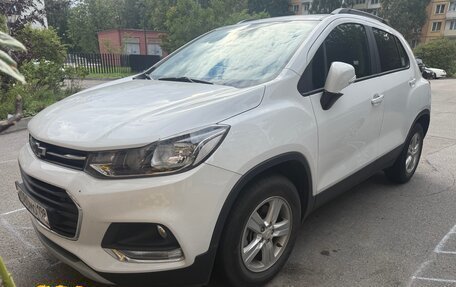 Chevrolet Trax, 2021 год, 1 650 000 рублей, 2 фотография