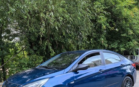 Hyundai Solaris II рестайлинг, 2014 год, 860 000 рублей, 4 фотография