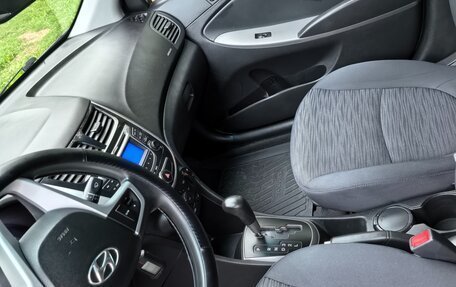 Hyundai Solaris II рестайлинг, 2014 год, 860 000 рублей, 8 фотография