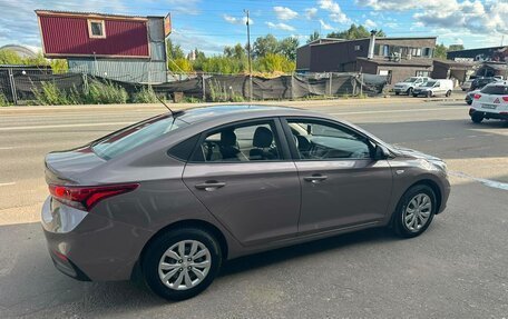 Hyundai Solaris II рестайлинг, 2018 год, 930 000 рублей, 6 фотография