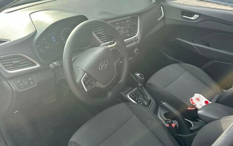 Hyundai Solaris II рестайлинг, 2018 год, 930 000 рублей, 19 фотография