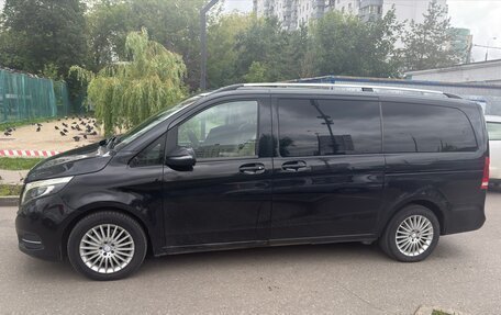 Mercedes-Benz V-Класс, 2018 год, 3 850 000 рублей, 2 фотография