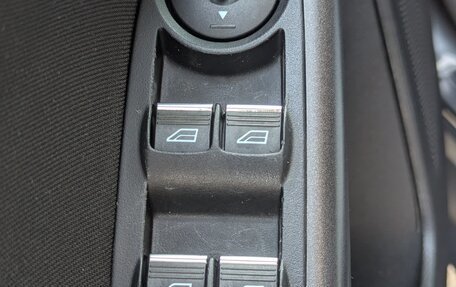 Ford Focus III, 2017 год, 990 000 рублей, 11 фотография